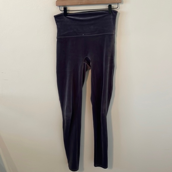 Spanx Velvet Leggings - Picture 1 of 8